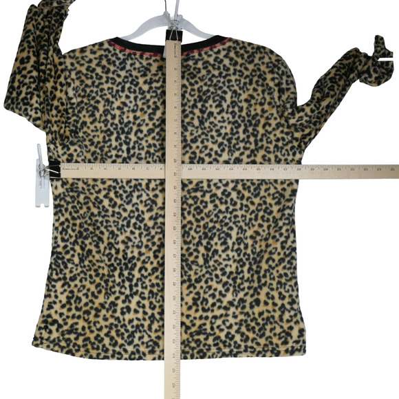 PJ Essentials Cheetah Two Piece Pajama Set Medium Fleece Lounge Pants Soft Warm - Picture 10 of 12